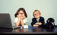 Não dê mesada: 10 dicas para seu filho virar empresário